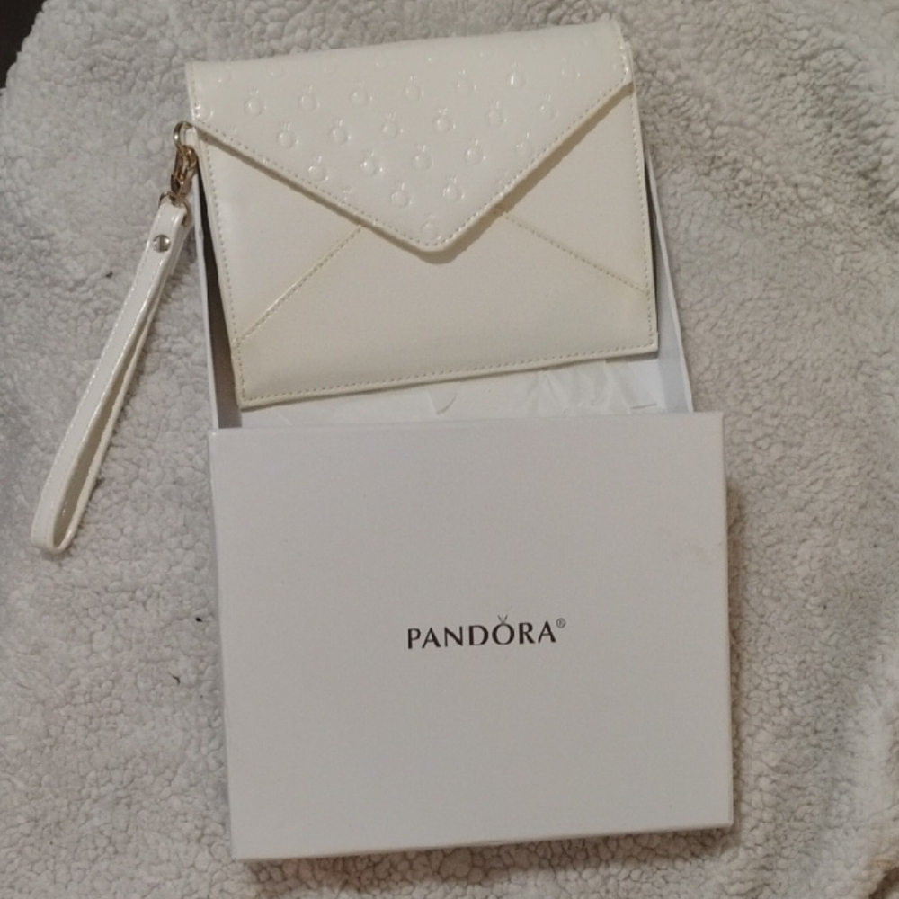 Pandora White Wristlet Clutch